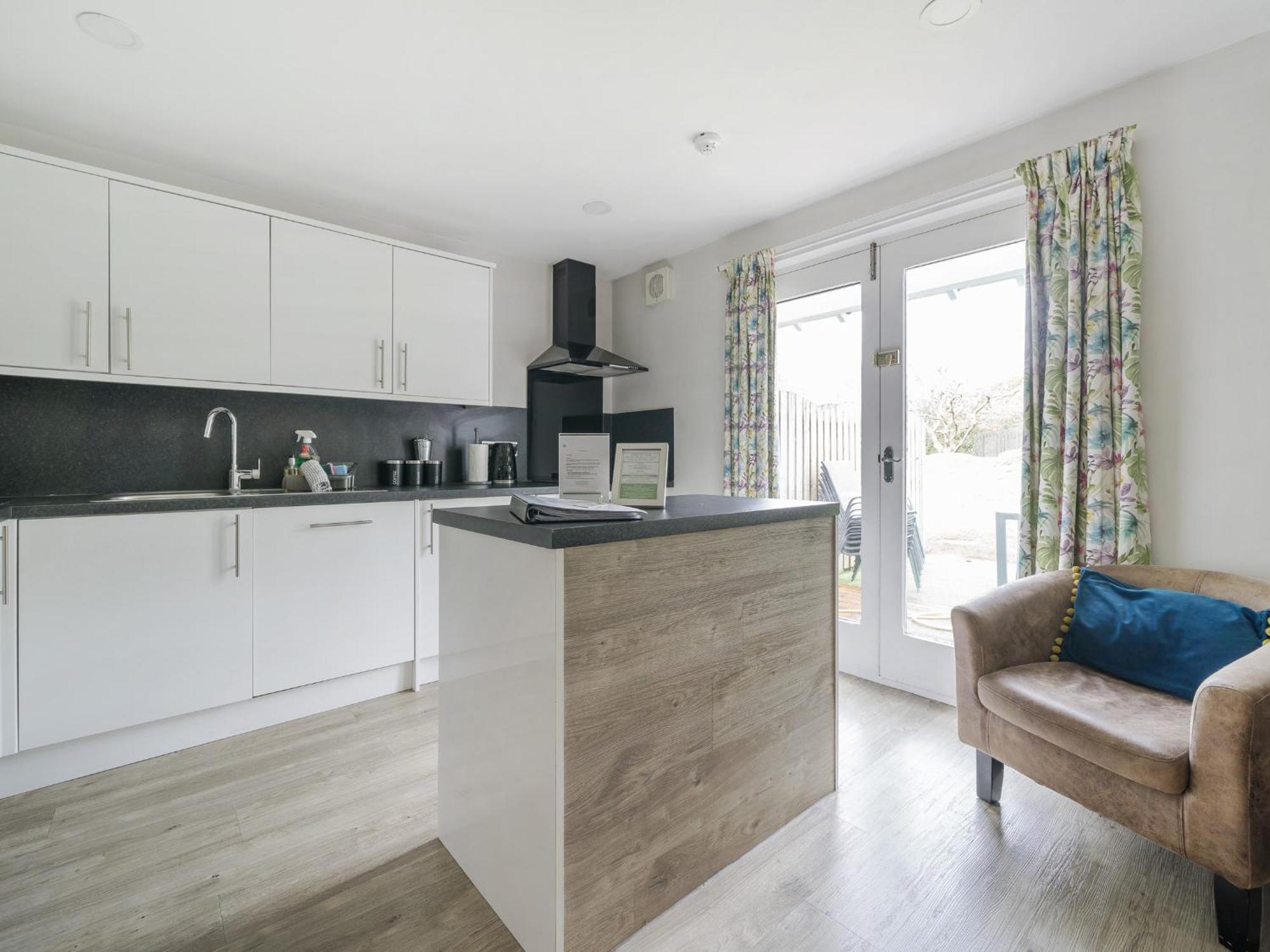 Yew - Woodland Cottages Боунес-он-Уиндермер Экстерьер фото